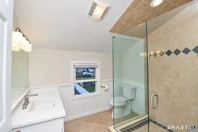 12 Center Street, Stamford, CT 06906 - Photo 15