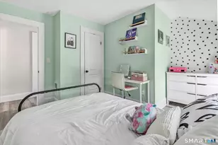144 Allyndale Dr, Stratford, CT 06614 - Photo 23