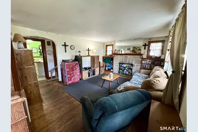 55 Glenbrook Avenue, Hamden, CT 06514 - Photo 9