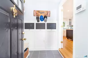 16 Dorrance Pl, Hamden, CT 06518 - Photo 13