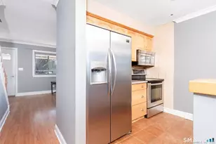 91 Orangewood W, Derby, CT 06418 - Photo 3