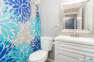 91 Orangewood W, Derby, CT 06418 - Photo 11