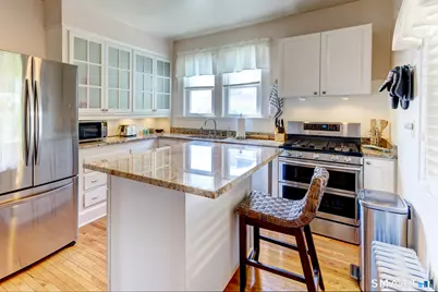 117 Pequot Avenue, New London, CT 06320 - Photo 5