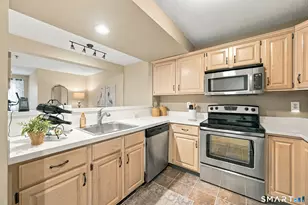 41 Millville Ave, Naugatuck, CT 06770 - Photo 9
