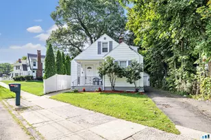 40 Highview Ave, West Haven, CT 06516 - Photo 1