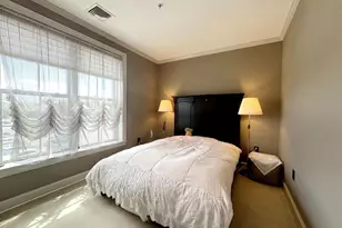 85 Memorial Rd, West Hartford, CT 06107 - Photo 25