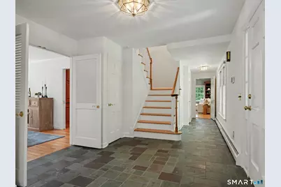 48 Chestnut Hill Lane, Stamford, CT 06903 - Photo 3