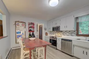 24 Queen Eleanor Dr, Ledyard, CT 06335 - Photo 3