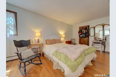 24 Queen Eleanor Drive, Ledyard, CT 06335 - Photo 17