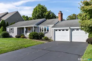 39 Clovercrest Rd, Wethersfield, CT 06109 - Photo 3