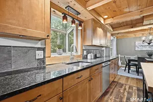 23 Berkshire Way, Simsbury, CT 06070 - Photo 7