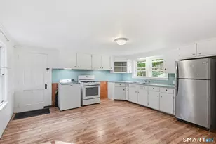217 N Maple St, Enfield, CT 06082 - Photo 7
