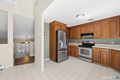 207 Lisa Drive, South Windsor, CT 06074 - Photo 9