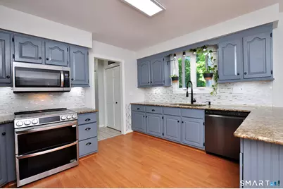 38 Milo Peck Lane, Windsor, CT 06095 - Photo 11
