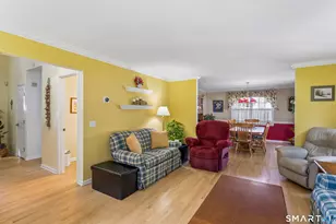 5 Pequot Ct, Monroe, CT 06468 - Photo 17