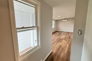 46 Rosemary Dr, Bridgeport, CT 06606 - Photo 5