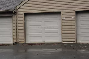 1 Canterbury Ct, Middletown, CT 06457 - Photo 3