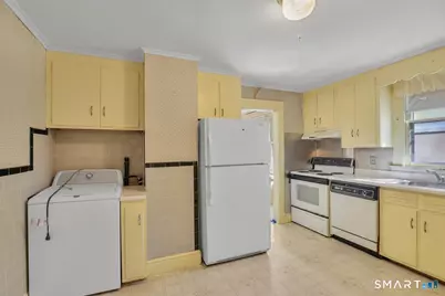 27 Fairview Avenue, Middletown, CT 06457 - Photo 13