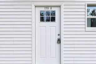 170 Pearl St, Middletown, CT 06457 - Photo 1