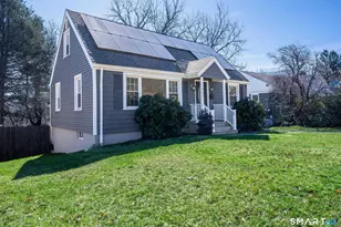 709 Pine Rock Ave, Hamden, CT 06514 - Photo 3