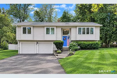 17 Pier Court, Milford, CT 06460 - Photo 1