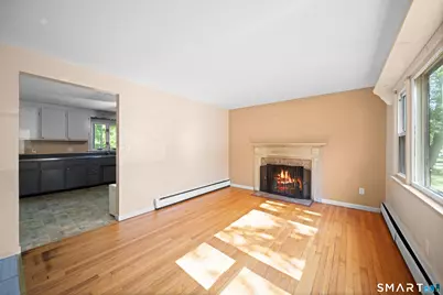6 Carmella Terrace, Enfield, CT 06082 - Photo 9