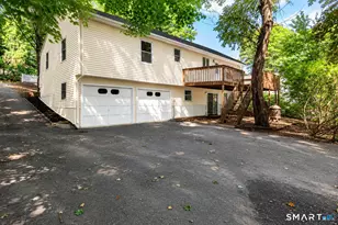 77 Evergreen Ave, Hamden, CT 06518 - Photo 3