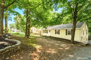 77 Evergreen Ave, Hamden, CT 06518 - Photo 3