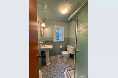 33 Marcroft Street, Stratford, CT 06614 - Photo 21
