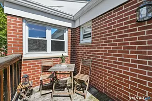 28 Courtland Ave, Stamford, CT 06902 - Photo 31