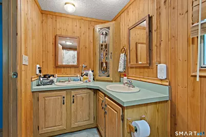 17 Evergreen Park, Clinton, CT 06413 - Photo 11