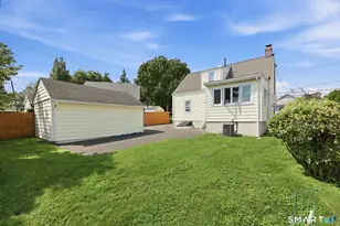 155 Baker St, Bridgeport, CT 06606 - Photo 5