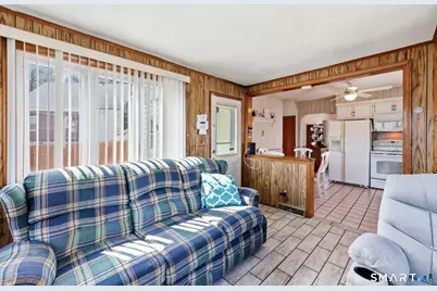 155 Baker Street, Bridgeport, CT 06606 - Photo 15