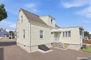 155 Baker St, Bridgeport, CT 06606 - Photo 35