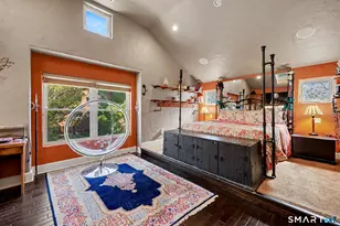 215 Knickerbocker Ave, Stamford, CT 06907 - Photo 15