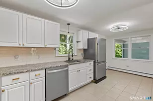 41 Oak Hill Rd, Rocky Hill, CT 06067 - Photo 11