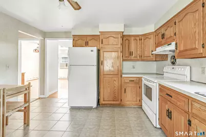 90 Elliott Street, Stratford, CT 06614 - Photo 13
