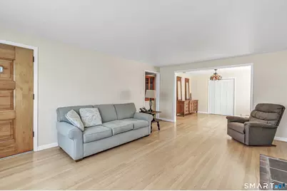 90 Elliott Street, Stratford, CT 06614 - Photo 5