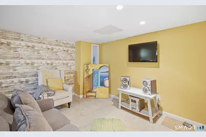 19 Marion Street, Hartford, CT 06106 - Photo 25