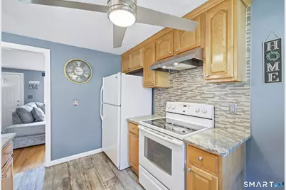19 Marion Street, Hartford, CT 06106 - Photo 13