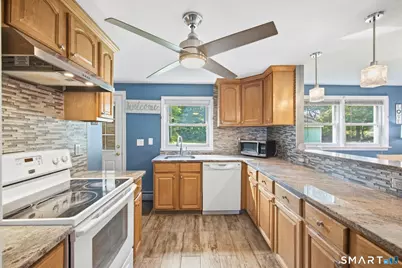 19 Marion Street, Hartford, CT 06106 - Photo 7