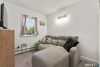 752 East Broadway, Milford, CT 06460 - Photo 17