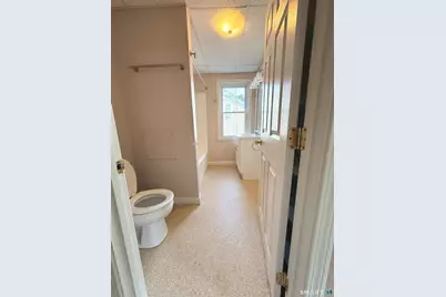 105-107 South Chestnut Street, Plainfield, CT 06387 - Photo 9