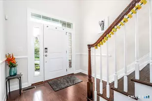 18 Hunting Ridge Ln, Bethel, CT 06801 - Photo 5
