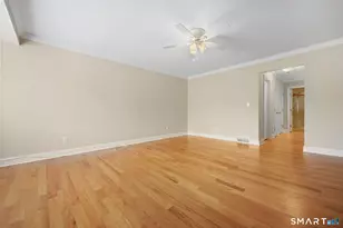 615 Cherokee Ln, Stratford, CT 06614 - Photo 17