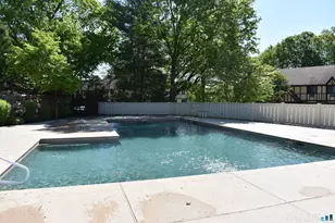 24 Teresa Pl, Bridgeport, CT 06606 - Photo 17