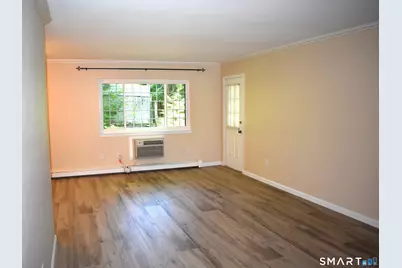 24 Teresa Place #24, Bridgeport, CT 06606 - Photo 9