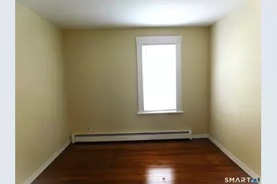 129 Kent Avenue, Bridgeport, CT 06610 - Photo 7