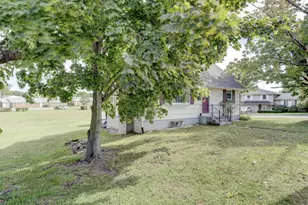 1754 Main St, East Hartford, CT 06108 - Photo 3