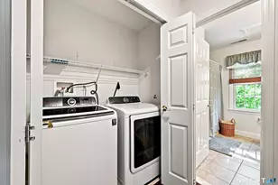 16 Margerie View Dr, Danbury, CT 06811 - Photo 31